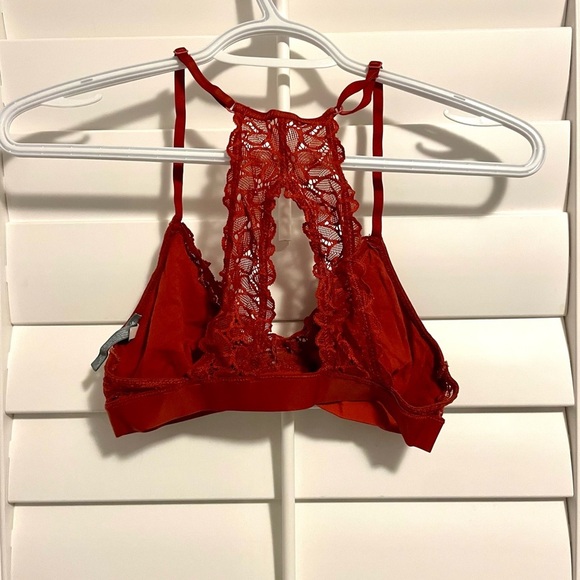 💖(2 for $15)💖 Aerie Red Lace Bralette - Picture 3 of 4